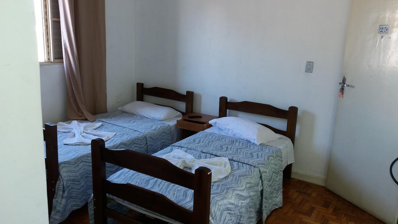 Hotel E Pousada Freitas กังปินาส ภายนอก รูปภาพ